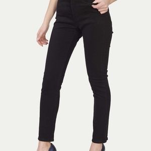 Levi's 501 Skinny in Black Heart